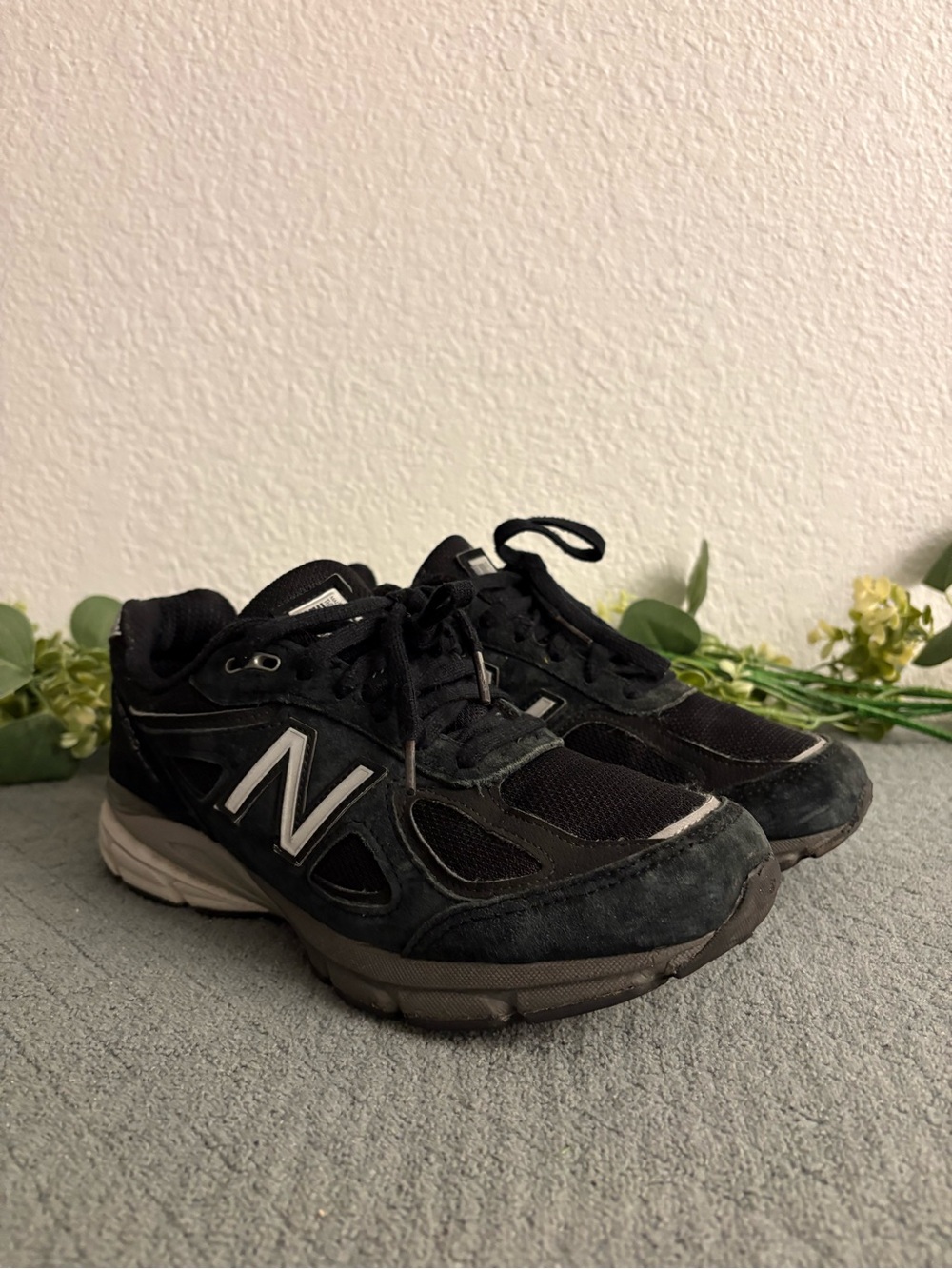 New Balance 990v4 "Black/Silver" Sneakers Size 6 Men's